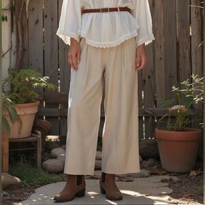 Vince Women’s Ivory Mid Waist Wide Legged Pants Size 10